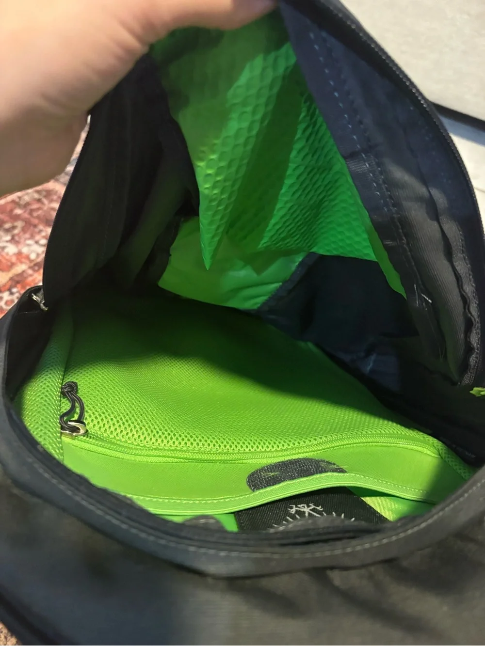 Osprey Black Men's farpoint Day DETACHABLE Backpack